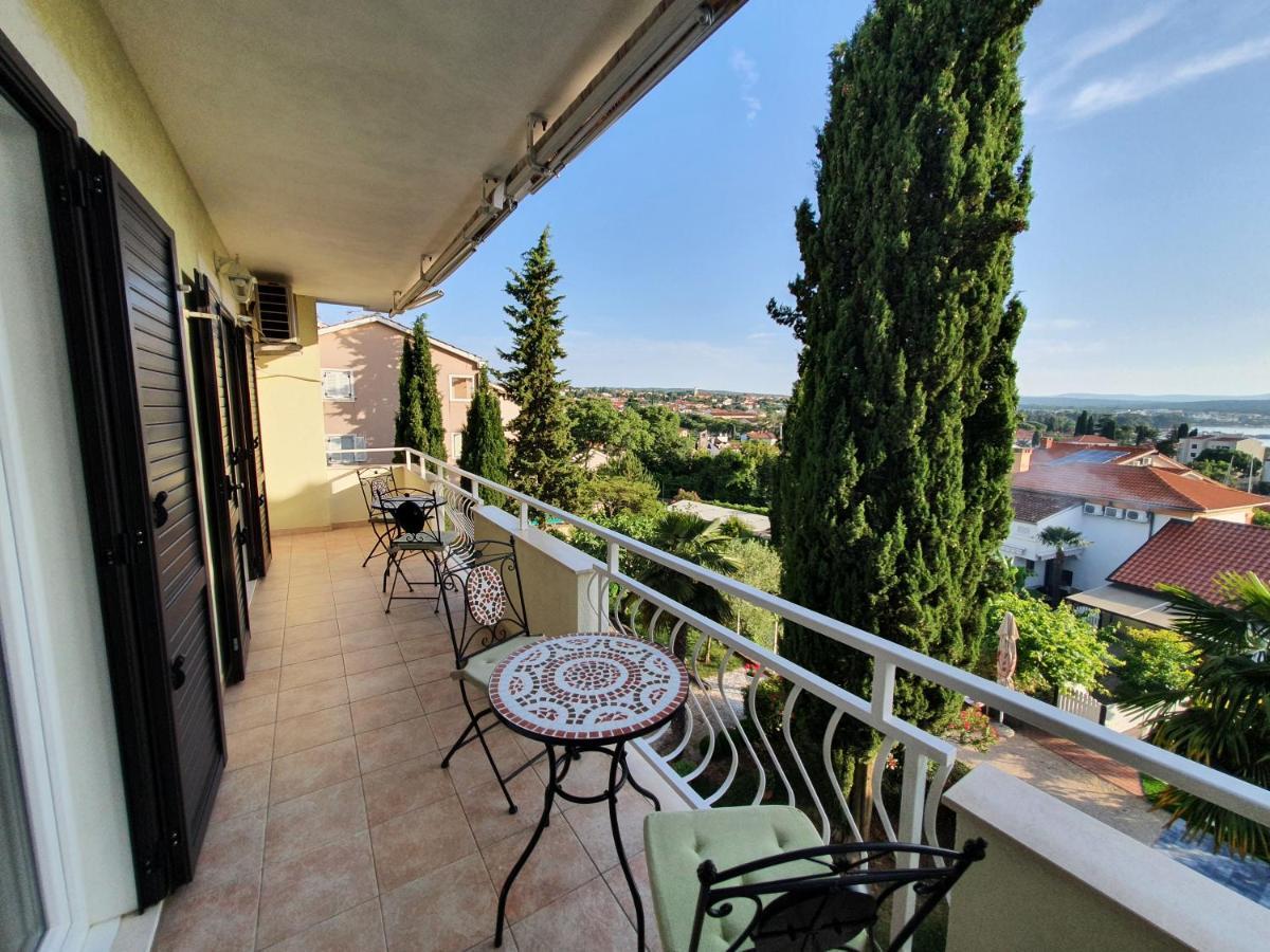 Apartments Zic Malinska Kültér fotó