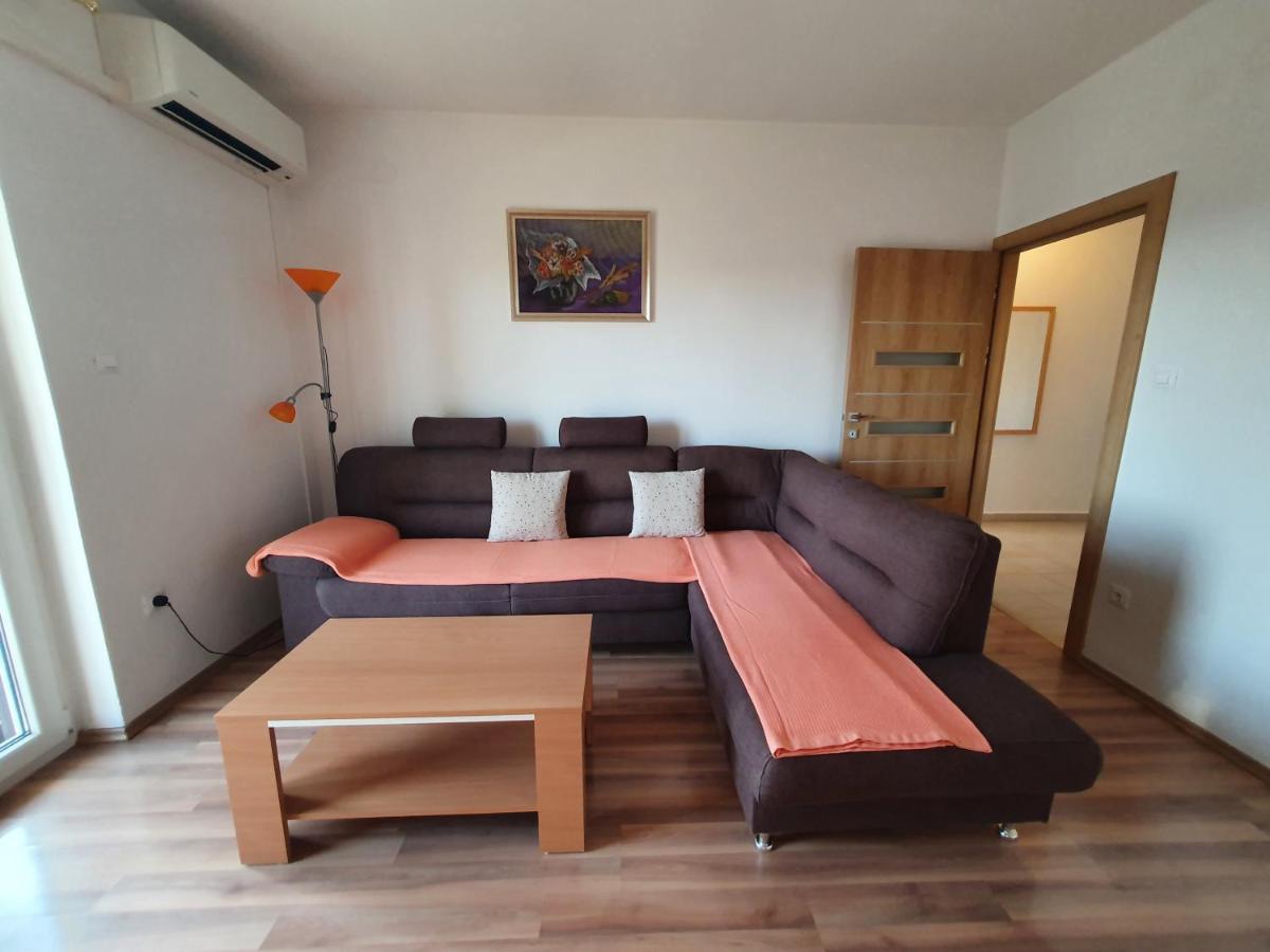 Apartments Zic Malinska Kültér fotó