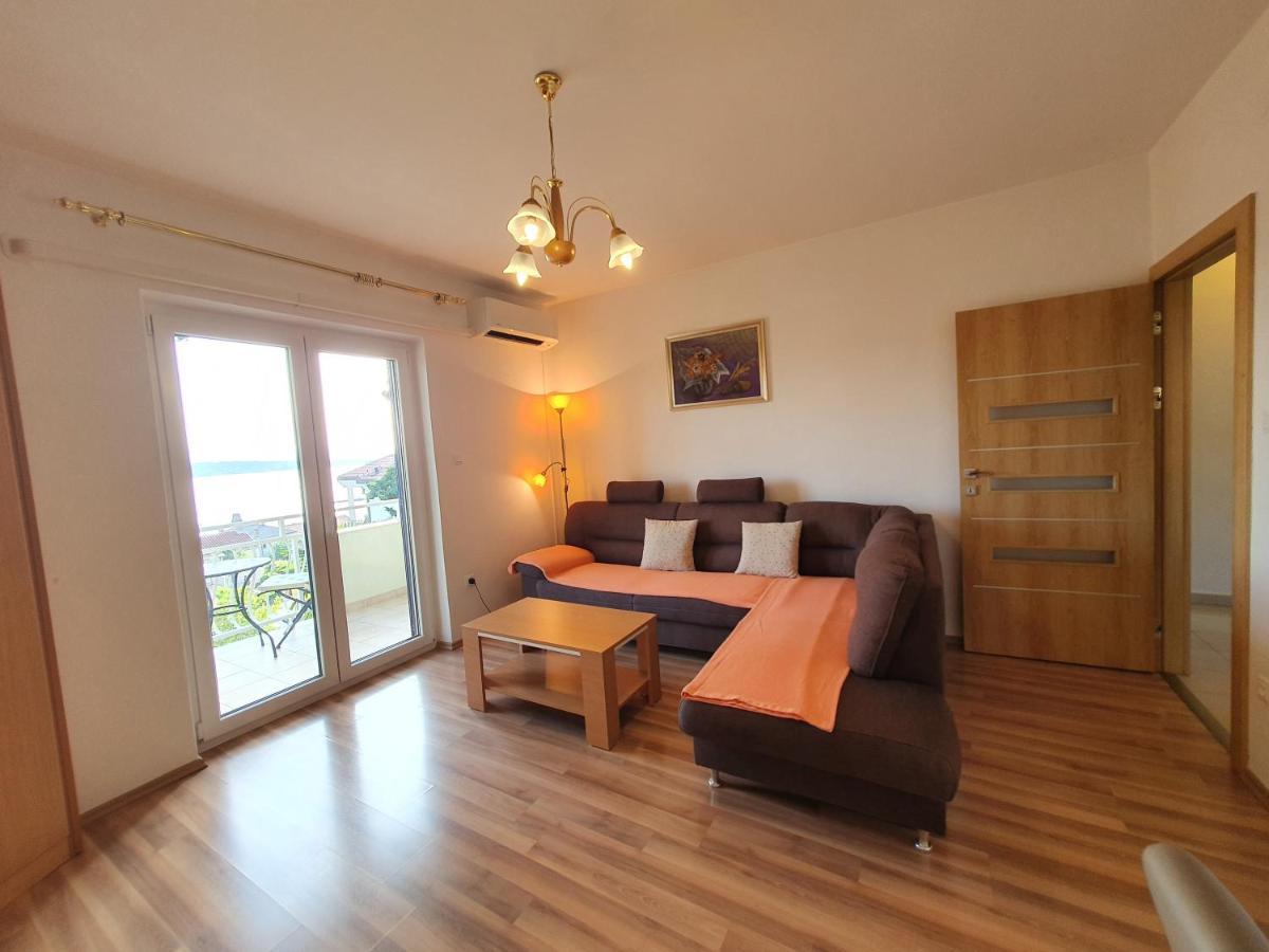 Apartments Zic Malinska Kültér fotó
