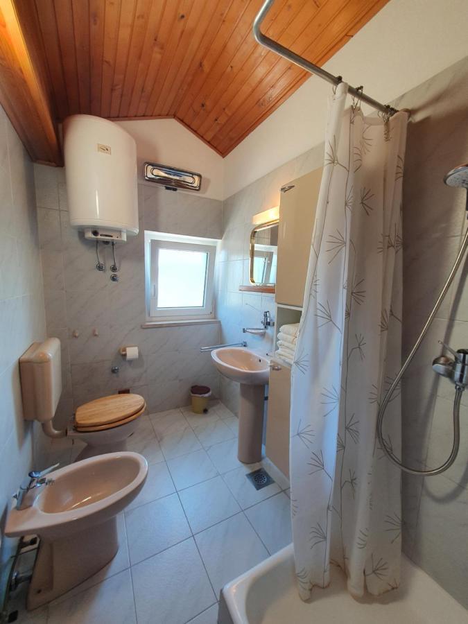 Apartments Zic Malinska Kültér fotó